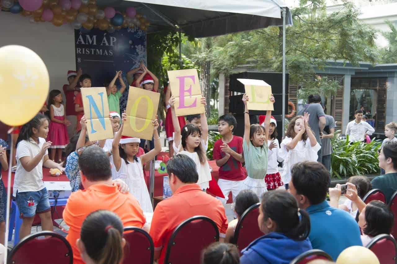 Nearly 7,700 USD Raised at The Estella in The Warming Christmas to Support 04 Heart Surgeries and Family Grant, Continuing Care and Heartbeat Scholarship for 12 Children