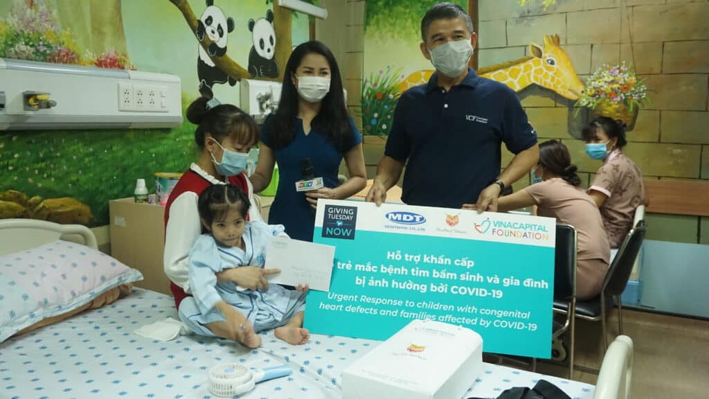 VinaCapital Foundation & Meditronic Handover Emergency Response Gifts to Children with CHD and Families affected by COVID-19