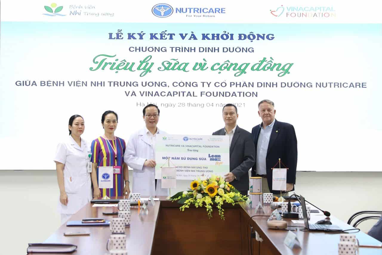 Launching Nutrition Program “Millions Of Glasses Of Milk For Community” Between Vietnam National Children’s Hospital, Nutricare., Jsc And VinaCapital Foundation To Support Pediatric Patients With Cancer