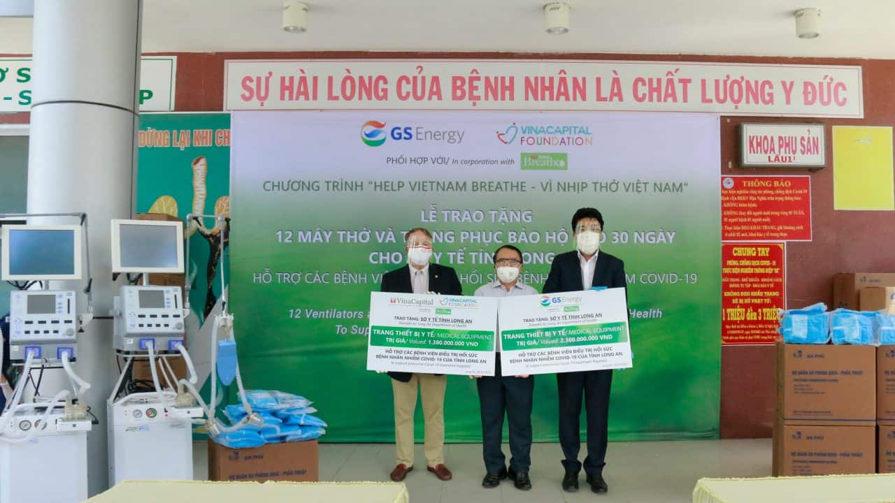 VinaCapital And GS Energy Donate 12 Ventilators And Personal Protective Equipment To Long An Province