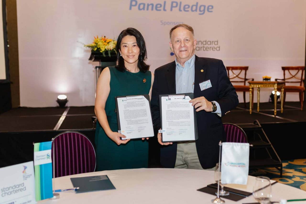 Standard Chartered Vietnam and VinaCapital Foundation join hands to empower ethnic minority female students