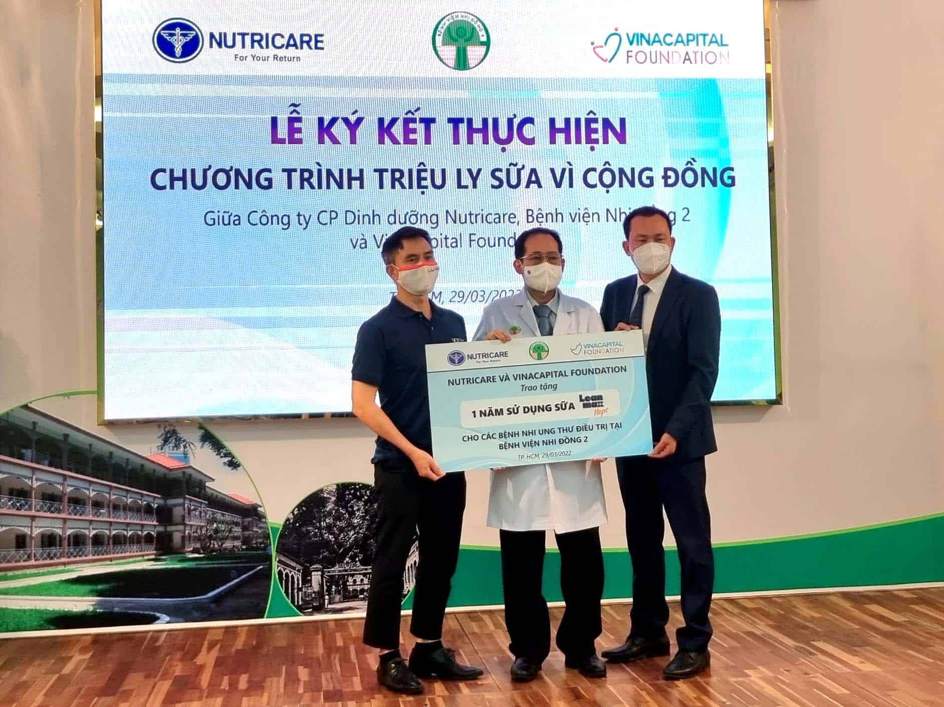 Implement the "Millions of glasses of milk for community" program in Vietnam National Children's Hospital and Ho Chi Minh City Children's Hospital 2 to support pediatric patients with cancer