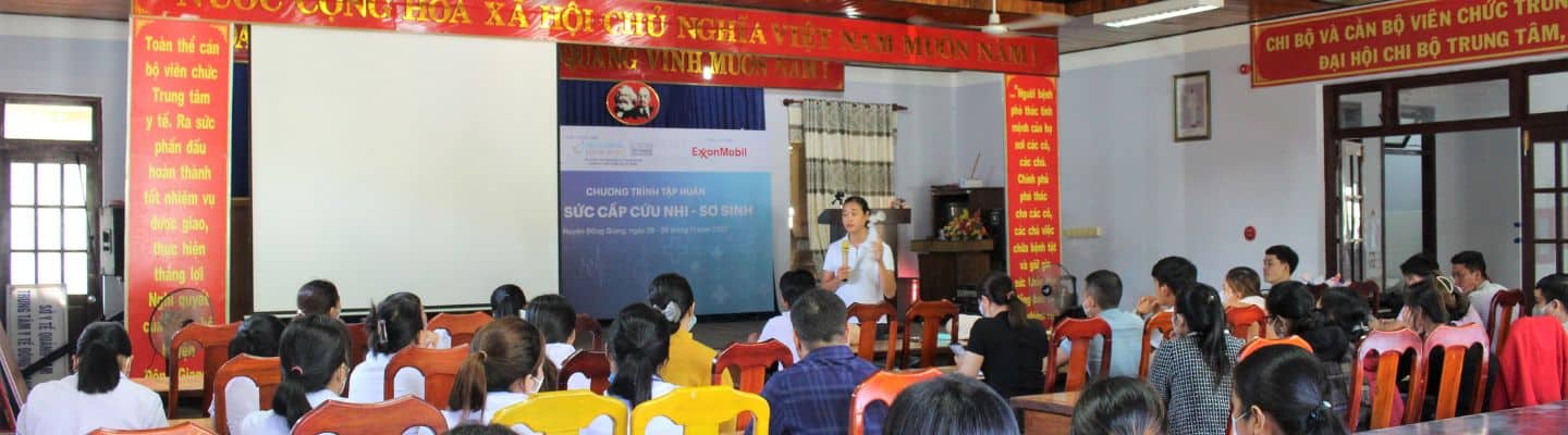 The Survive to Thrive program provides pediatric emergency training for doctors and nurses in Quang Nam province