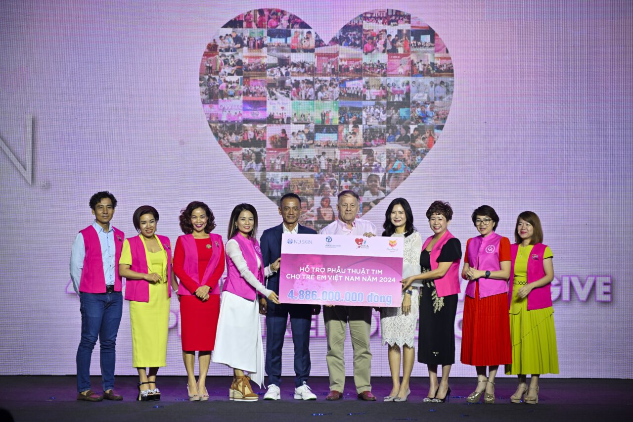 Nu Skin Vietnam extends the journey to heal little hearts with a generous donation of over 4.8 billion VND to the Heartbeat Vietnam program