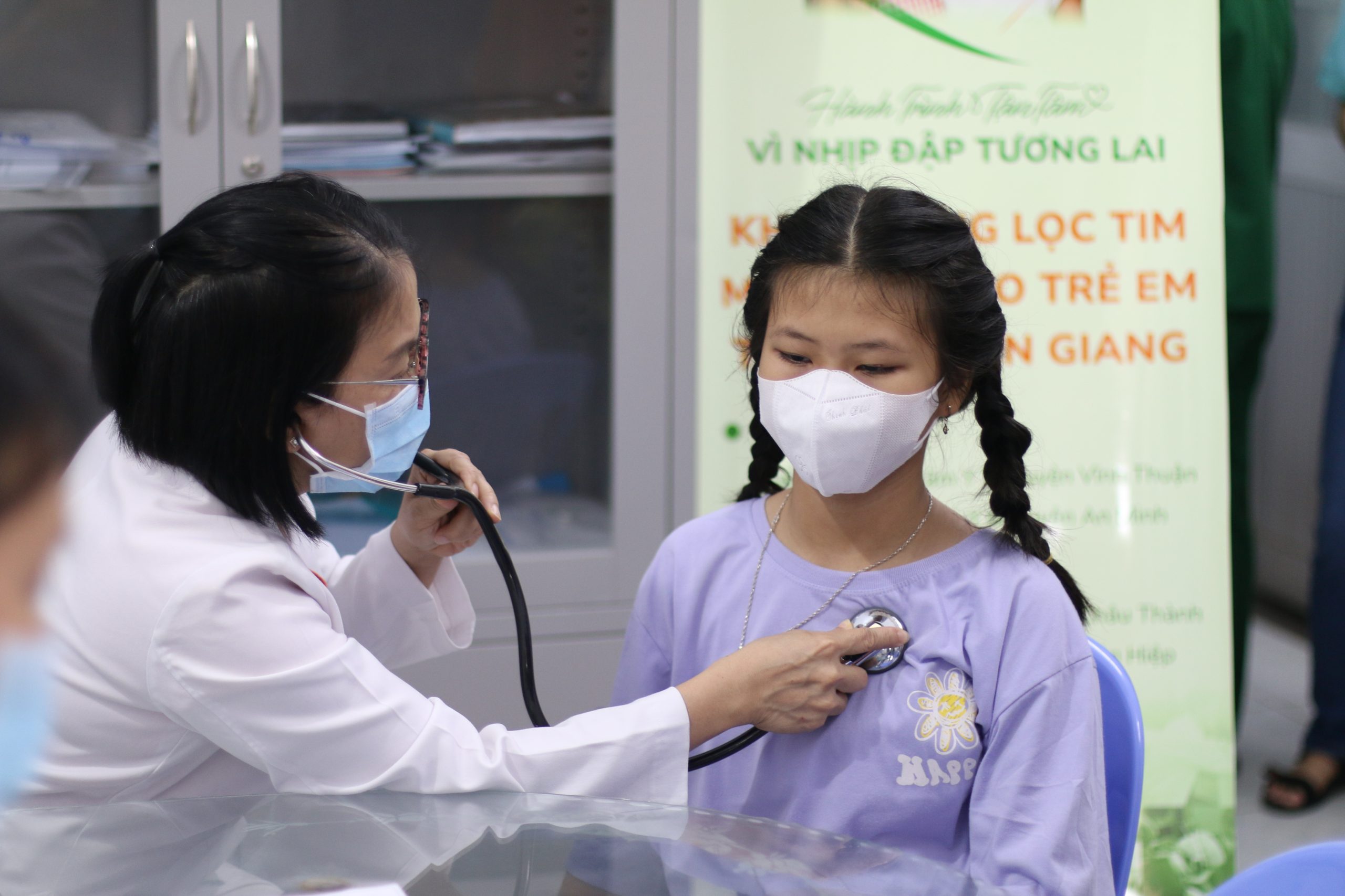 Trung Son Pharma and VinaCapital Foundation join hands to provide support for disadvantaged children through the ‘For Tomorrow’s Heartbeat’ project