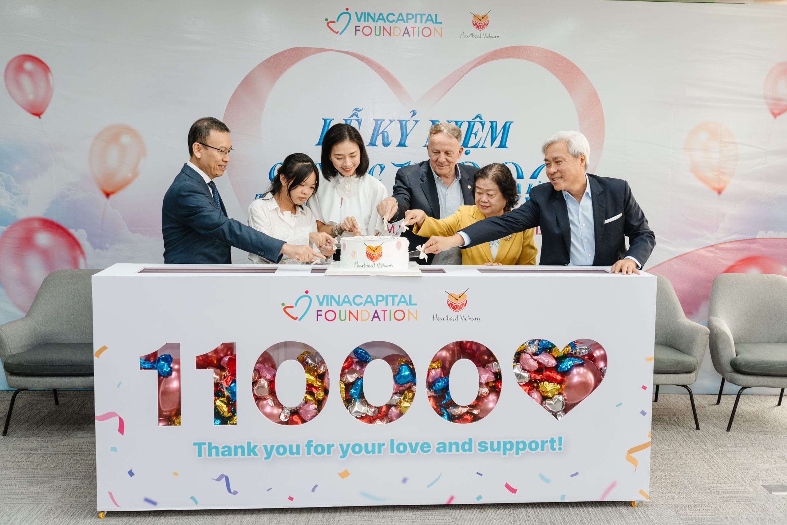 Nhịp tim Việt Nam kỉ niệm cột mốc chữa lành 11.000 trái tim