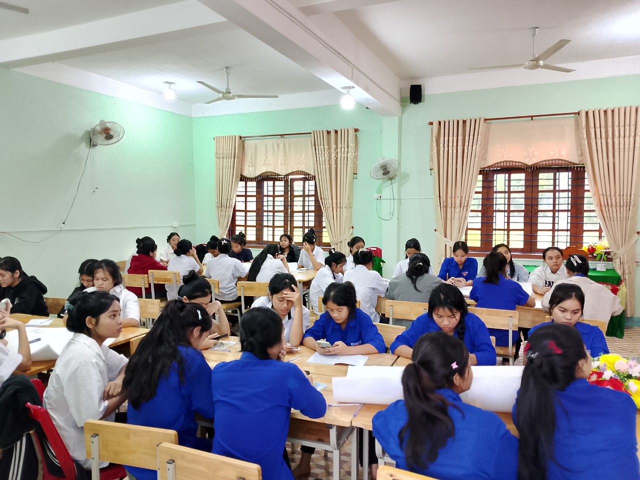 “An toàn số, tương lai vững bước” cùng KMS Technology và CLB Nữ sinh Mở đường đến Tương lai