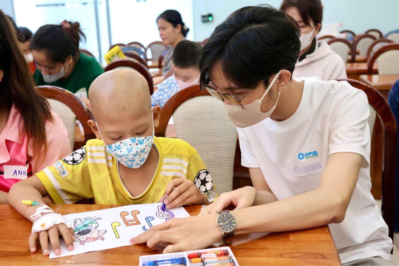 KMS technology Vietnam supports “Loving Melody” to uplift cancer children