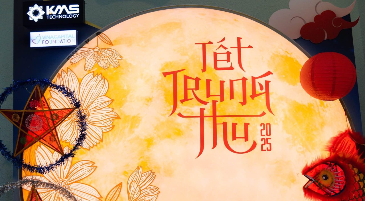 Thắp sáng ước mơ – Ánh trăng hy vọng
