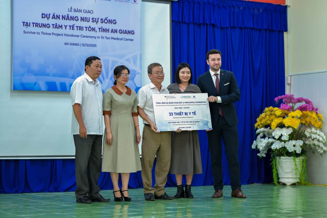 The Consulate General of the Federal Republic of Germany in Ho Chi Minh City and the VinaCapital Foundation assist An Giang province