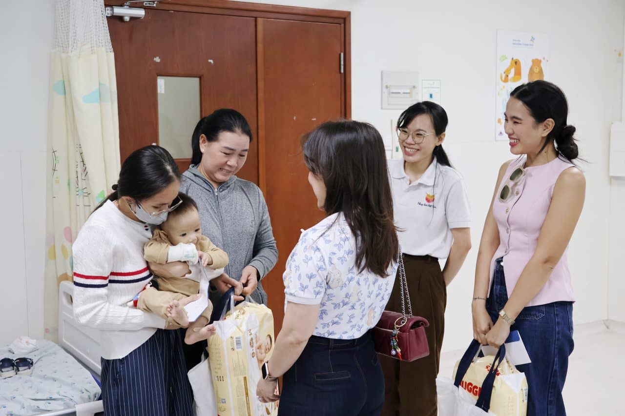Vietnam Access America and Heartbeat Vietnam share spring joy with children with congenital heart defects