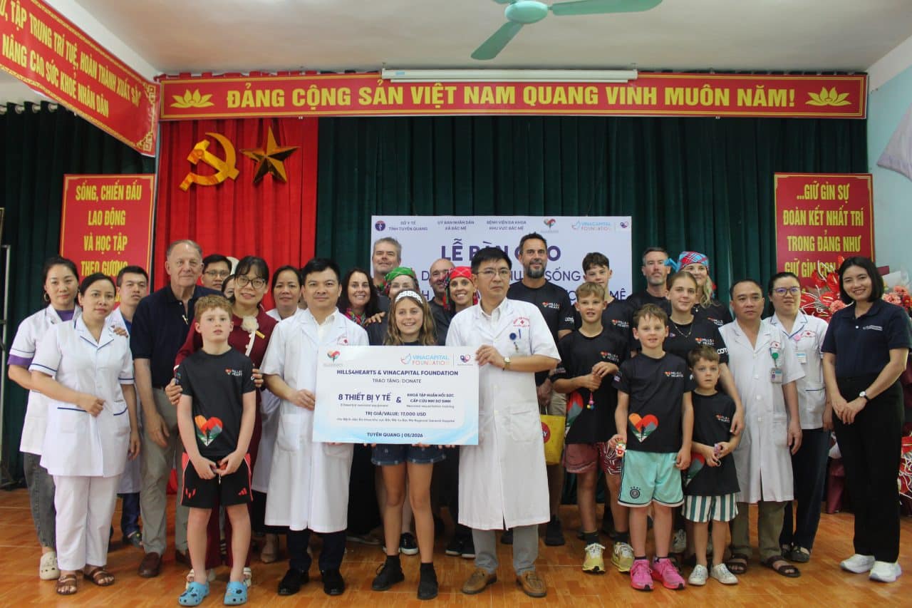 Hills4Hearts and VinaCapital Foundation’s Survive to Thrive program support Bac Me Regional General Hospital in Tuyen Quang Province